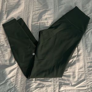 Lululemon Contour Wunder Train 28” size 10